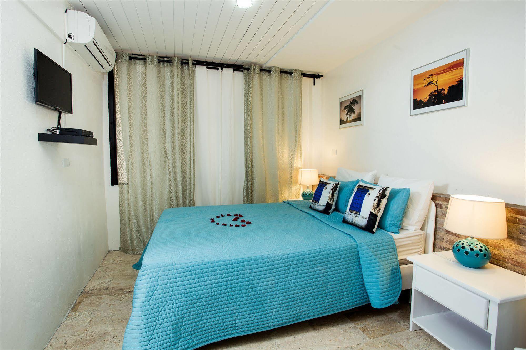 Hotel Portes 9 Saint-Domingue Extérieur photo