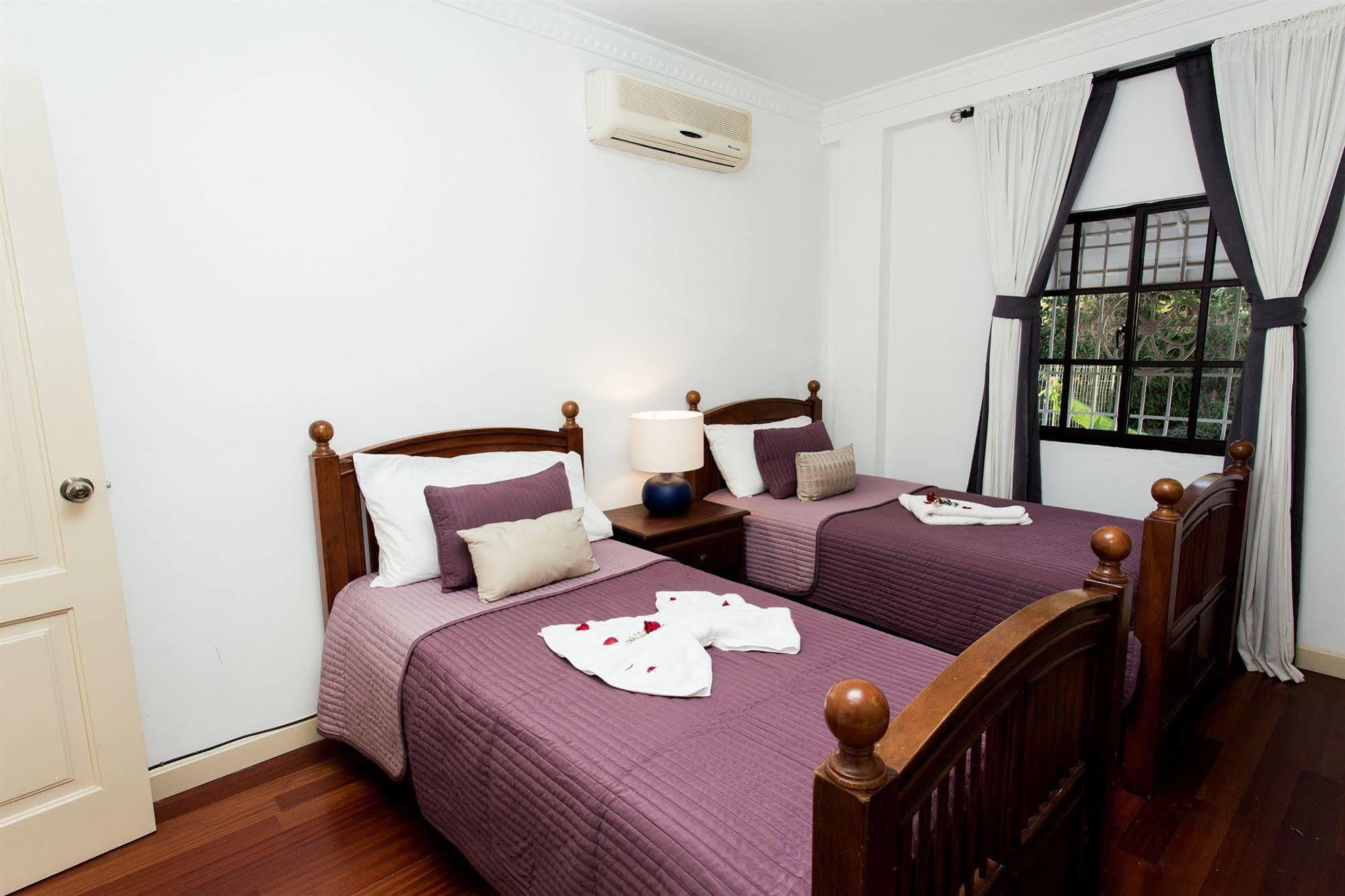 Hotel Portes 9 Saint-Domingue Extérieur photo